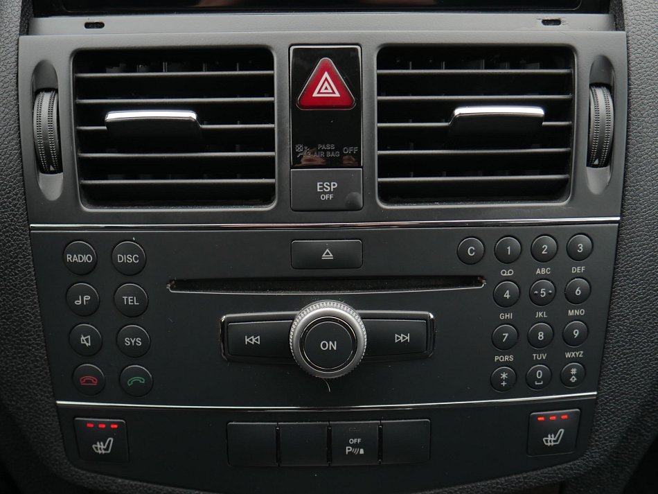 Mercedes-Benz Třída C 1.8 i 