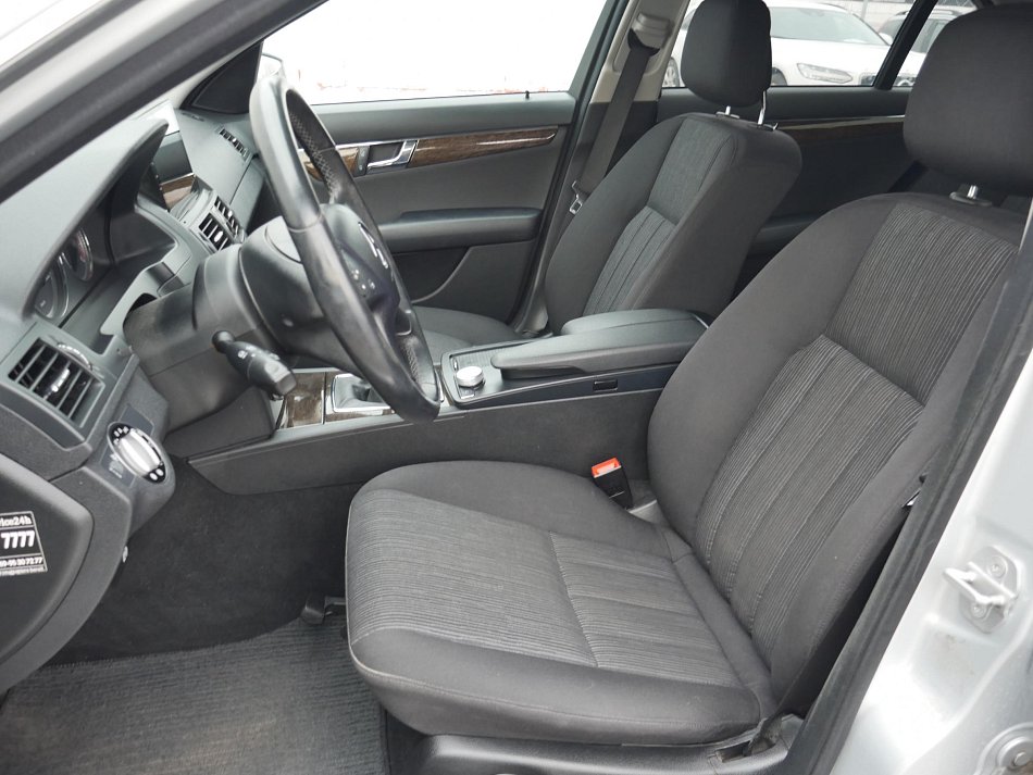 Mercedes-Benz Třída C 1.8 i 