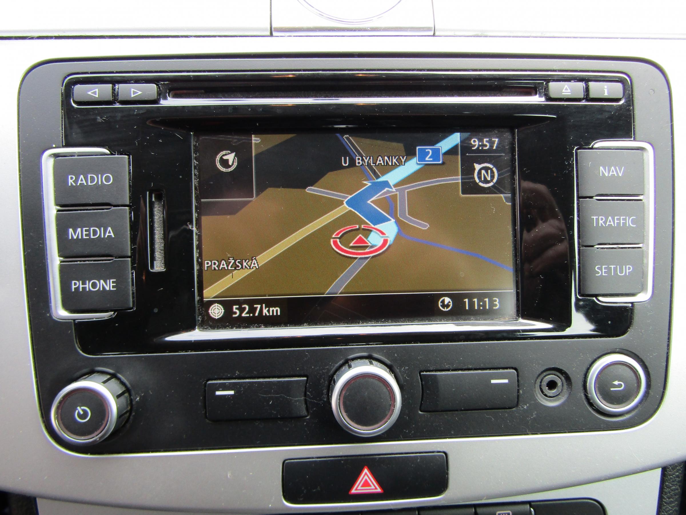 Volkswagen Passat, 2011 - pohled č. 15