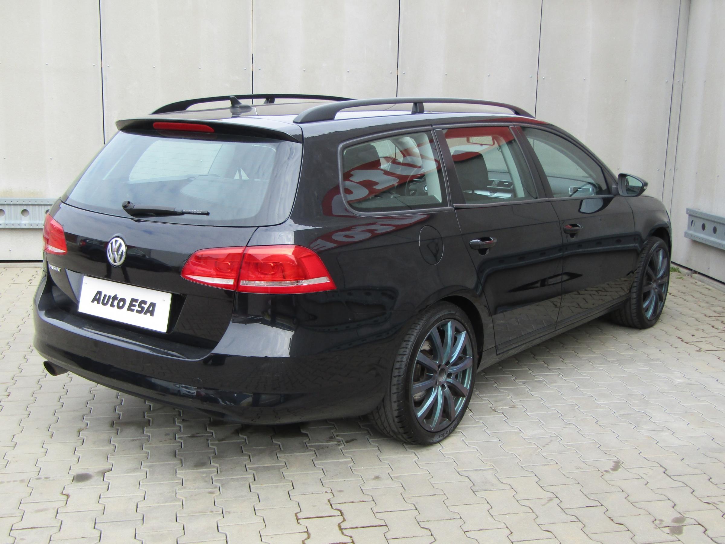 Volkswagen Passat, 2011 - pohled č. 4