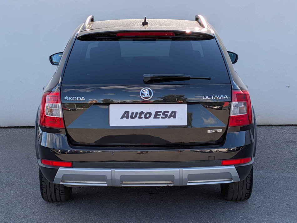 Škoda Octavia III 2.0TDi Scout 4x4