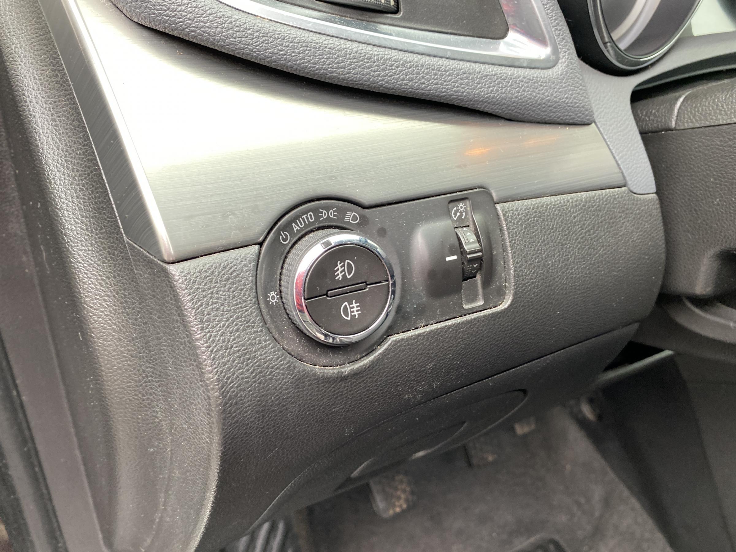 Opel Mokka, 2013 - pohled č. 15