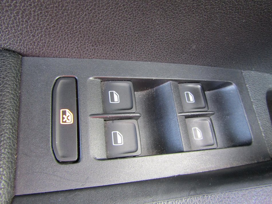 Škoda Octavia III 2.0TDi RS