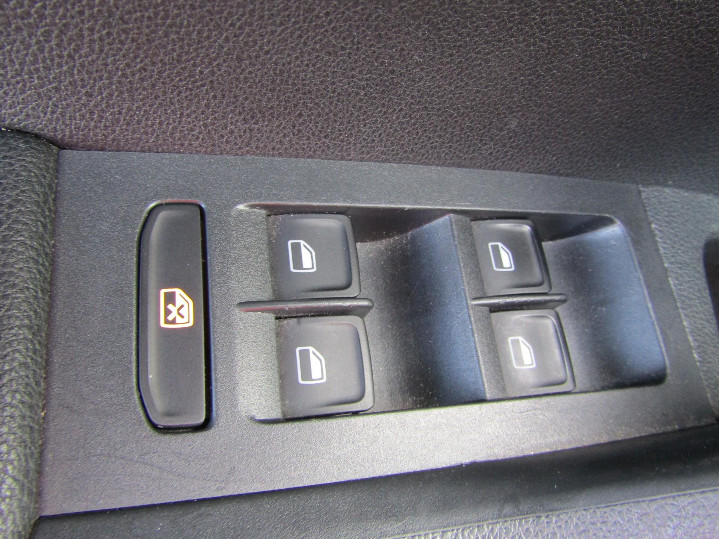 Škoda Octavia III, 2013 - pohled č. 16