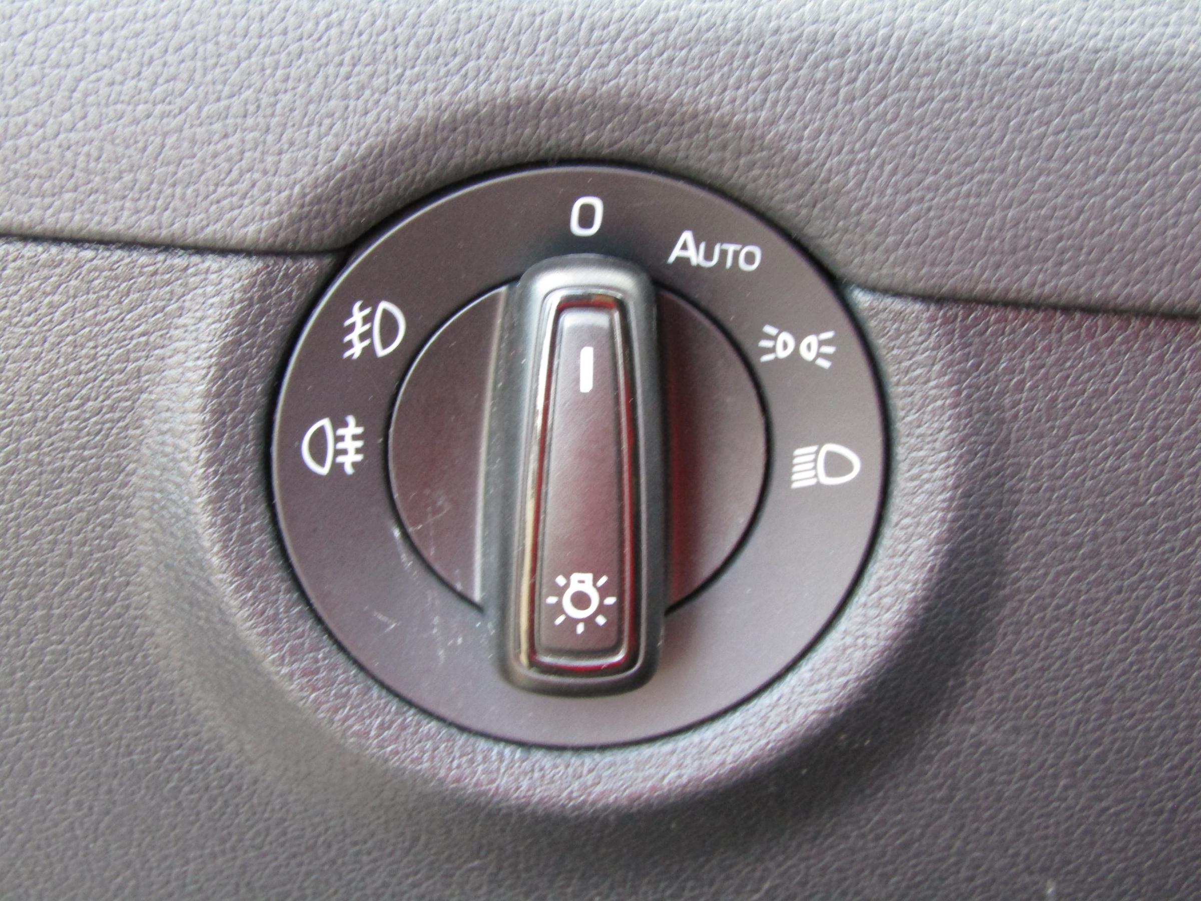 Škoda Octavia III, 2013 - pohled č. 18