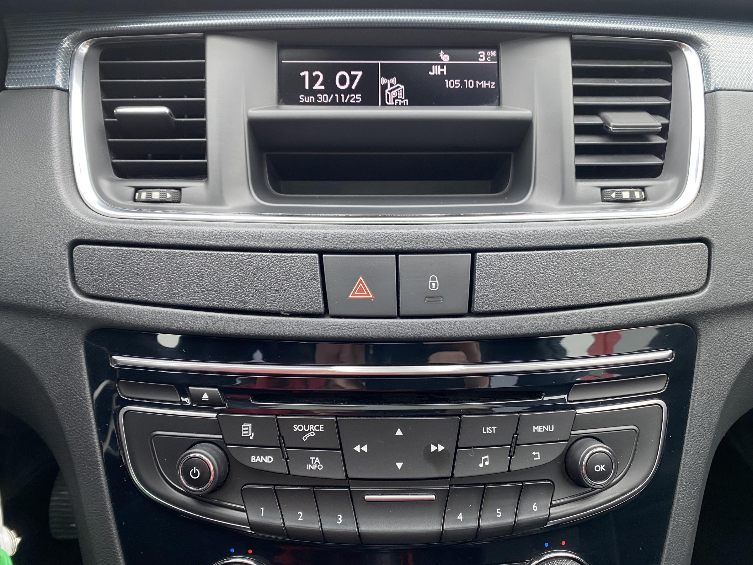 Peugeot 508, 2014 - pohled č. 15