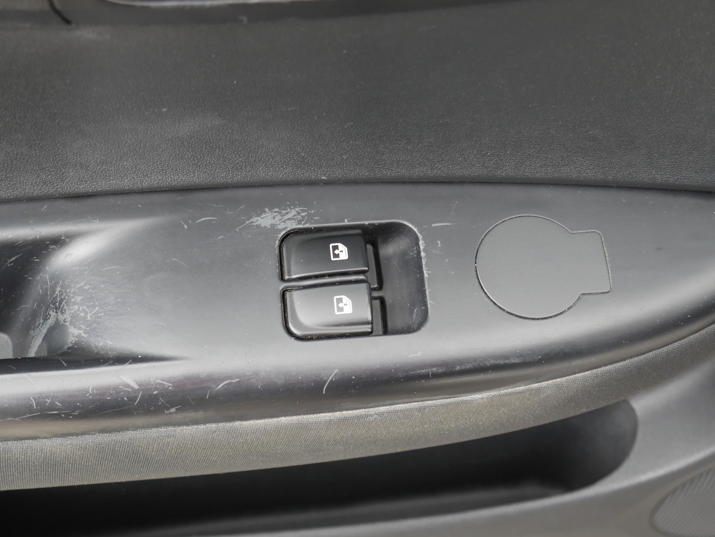 Hyundai i20, 2013 - pohled č. 11