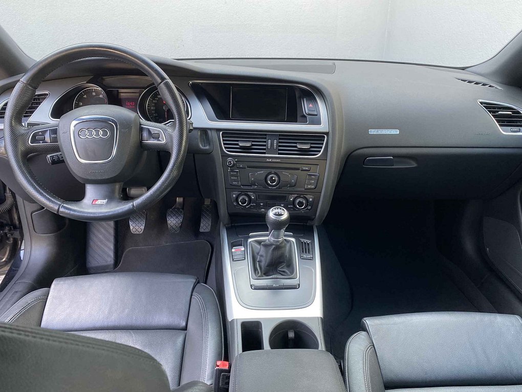 Audi A5 2.0 TFSi S-line quattro