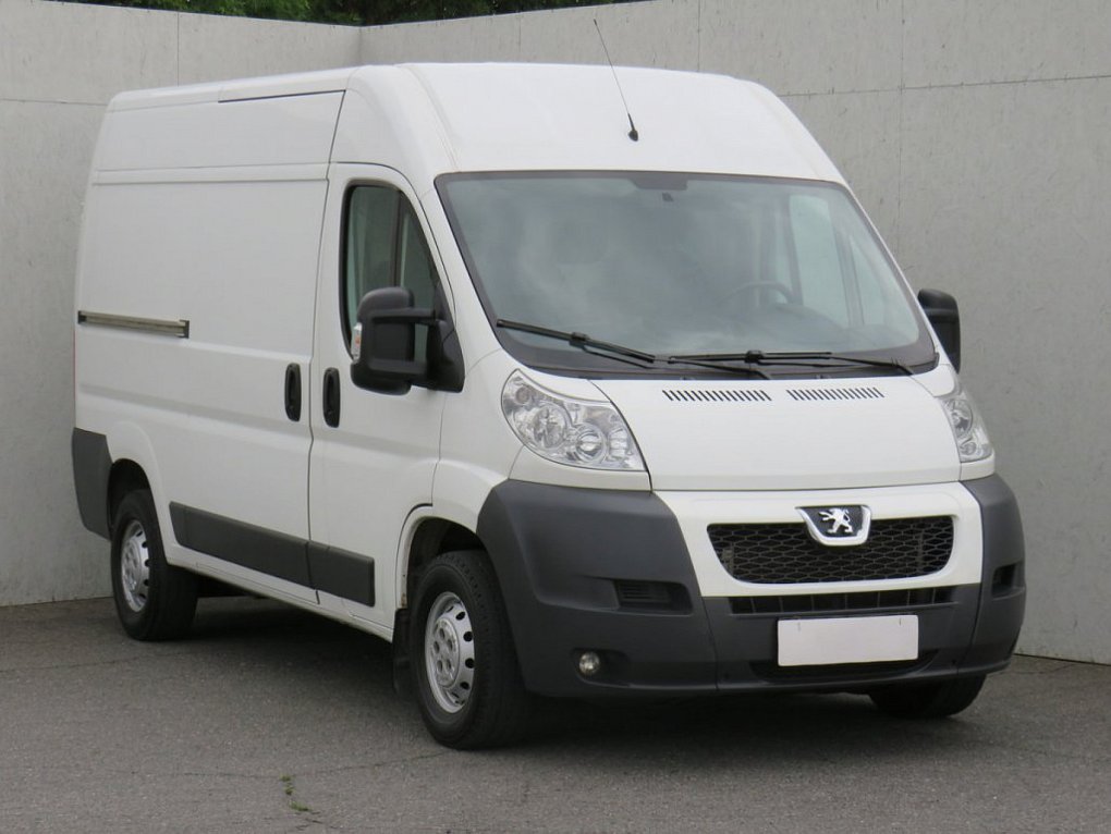 Peugeot Boxer 2.2HDi  6míst