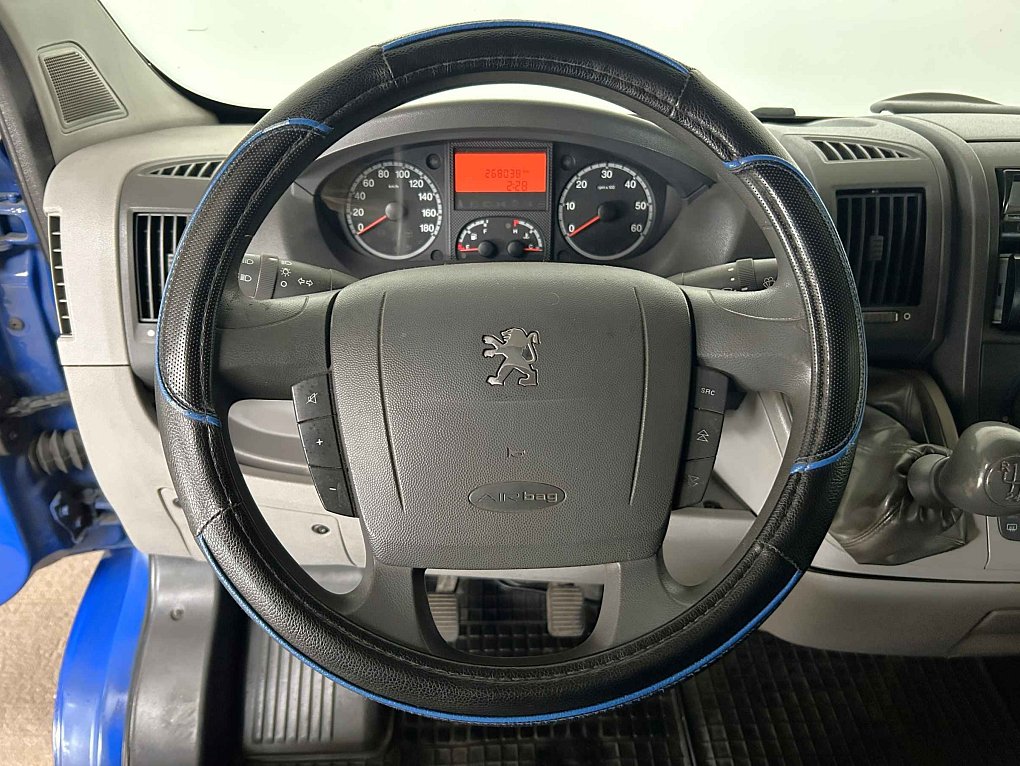 Peugeot Boxer 2.2HDi  6míst