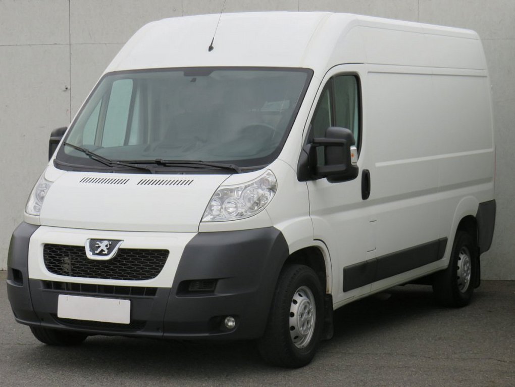 Peugeot Boxer 2.2HDi  6míst