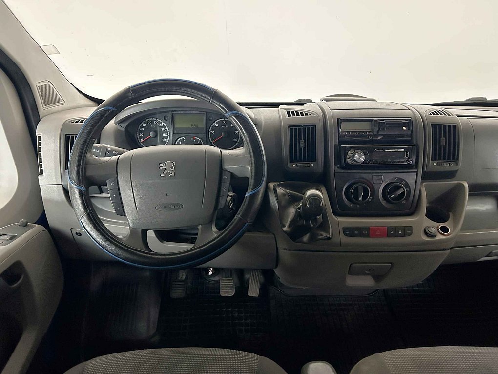 Peugeot Boxer 2.2HDi  6míst
