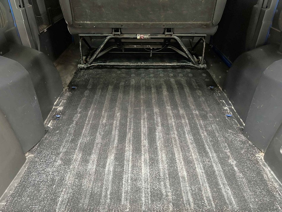 Peugeot Boxer 2.2HDi  6míst