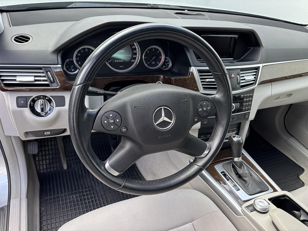 Mercedes-Benz Třída E 2.2 CDi  E250