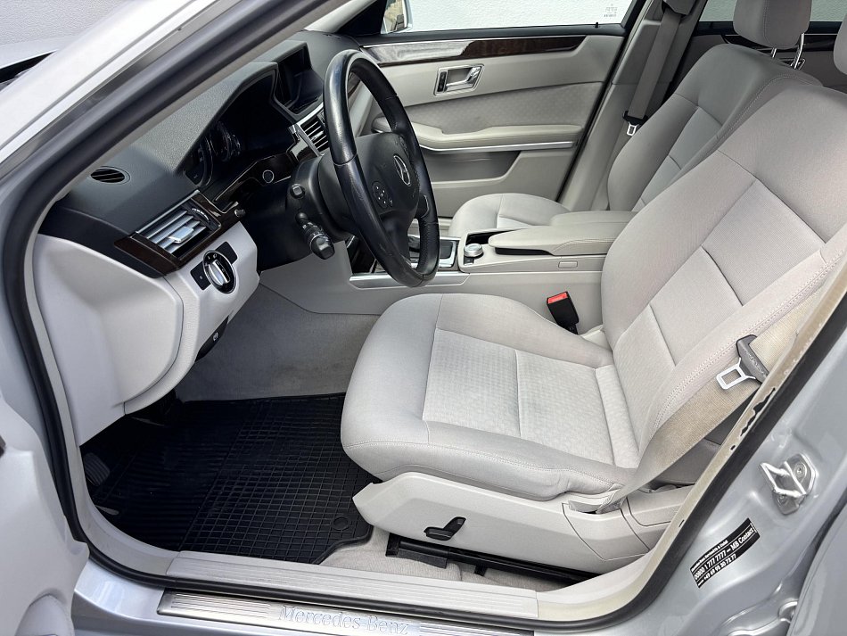 Mercedes-Benz Třída E 2.2 CDi  E250
