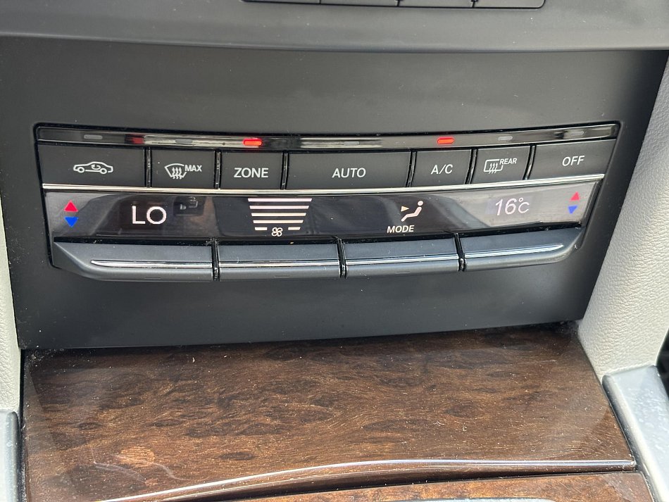 Mercedes-Benz Třída E 2.2 CDi  E250