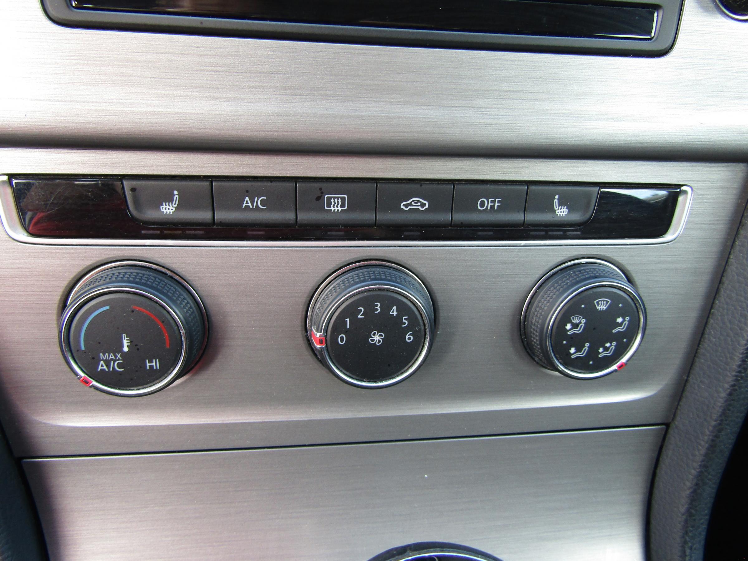 Volkswagen Golf, 2014 - pohled č. 15