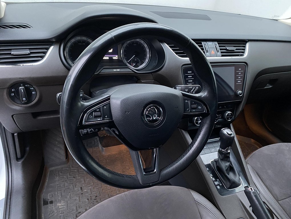Škoda Octavia III 2.0 TDi  4x4