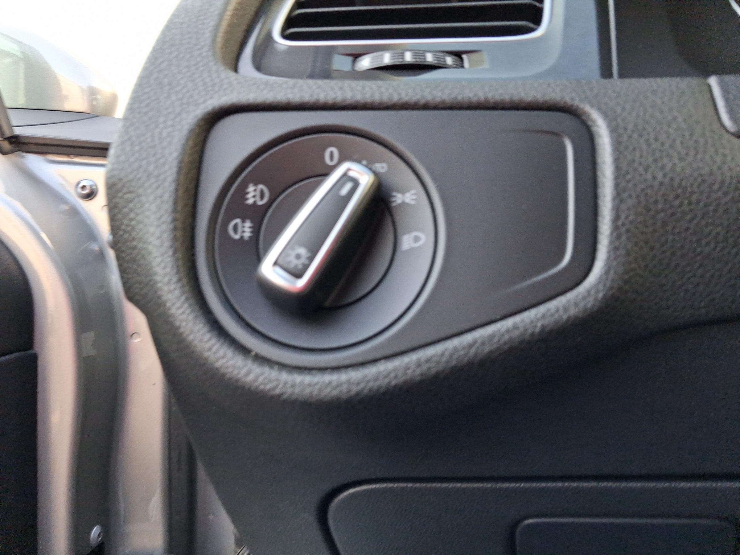 Volkswagen Golf, 2018 - pohled č. 14