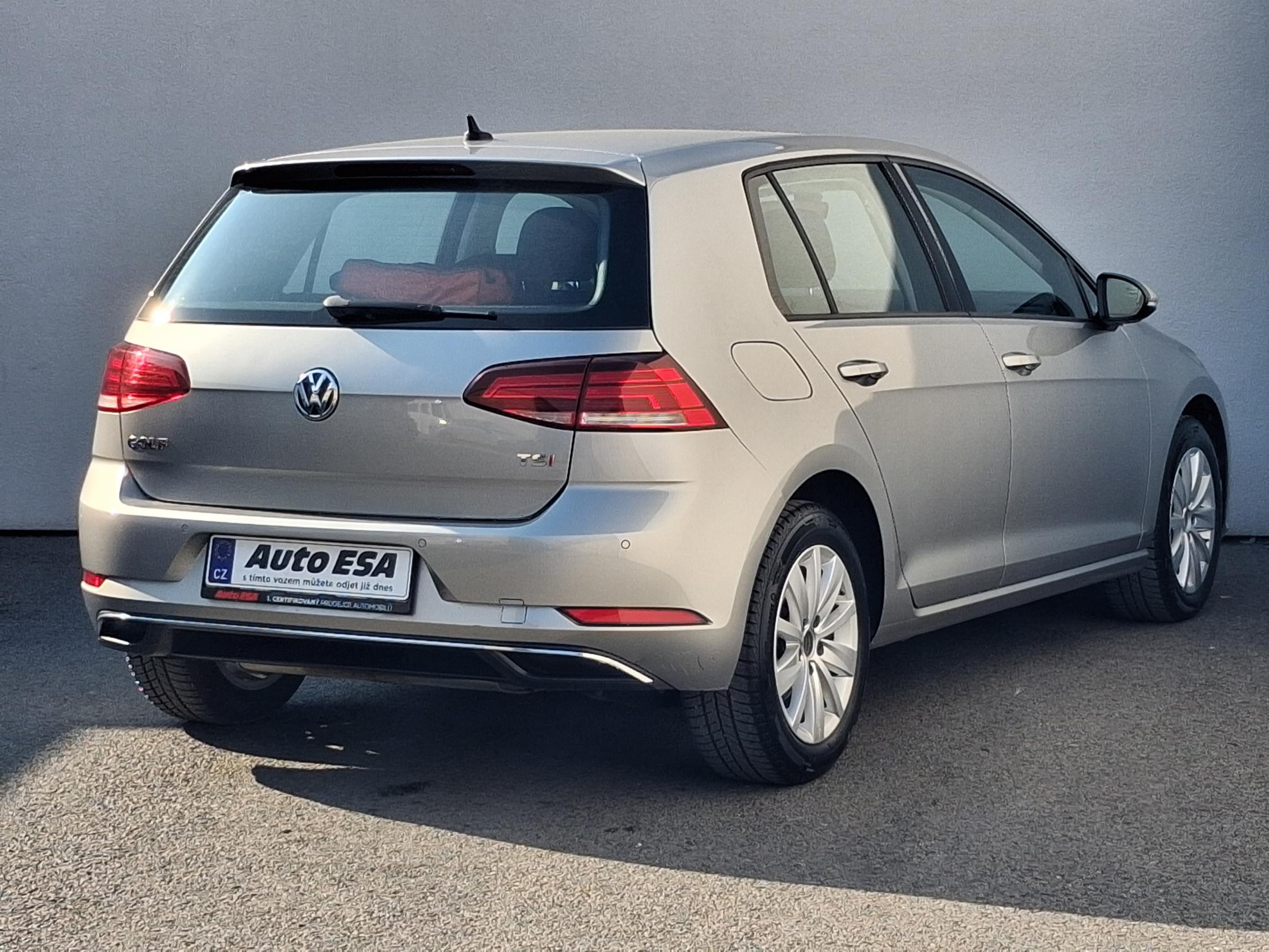 Volkswagen Golf, 2018 - pohled č. 4