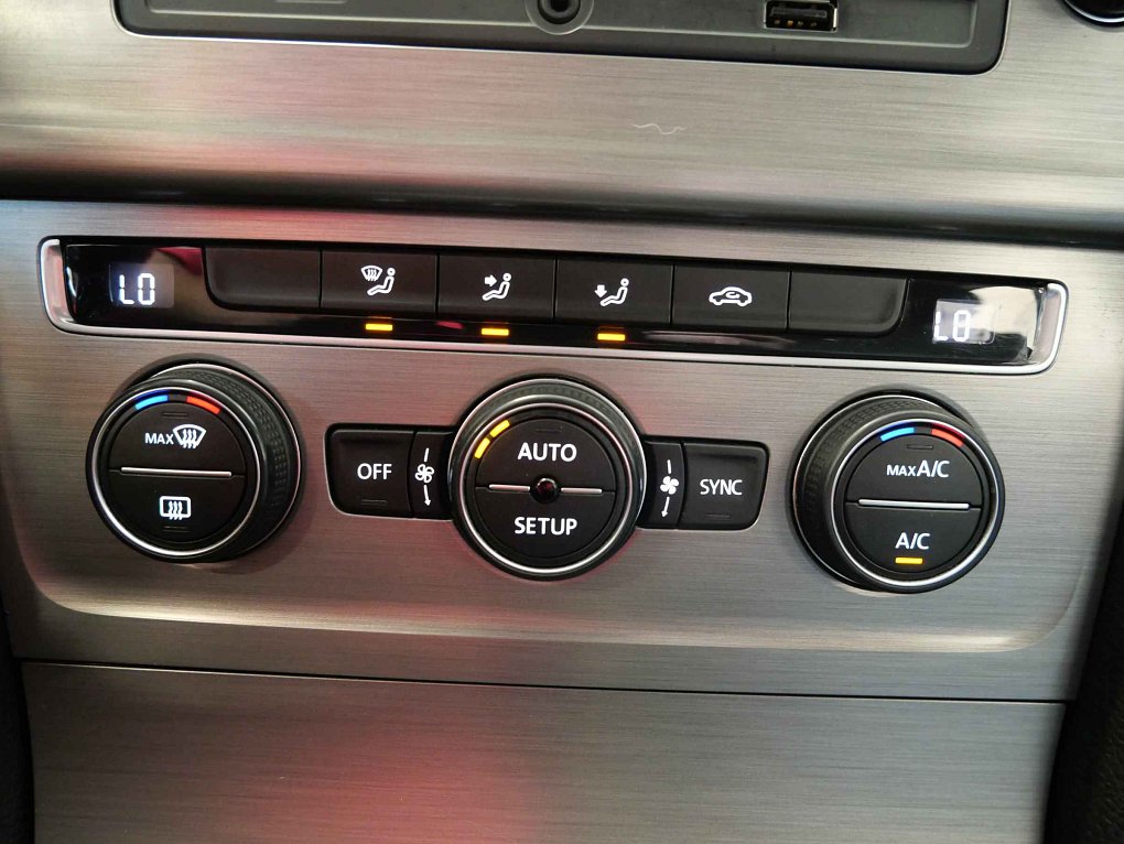 Volkswagen Golf 1.2TSi 