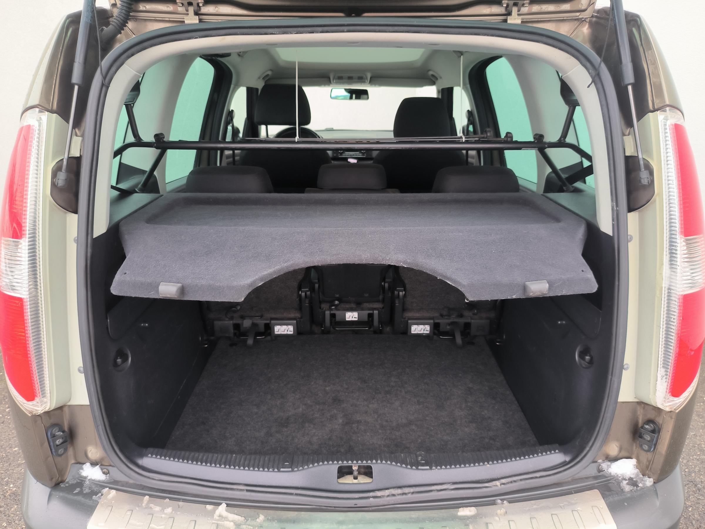 Škoda Roomster, 2012 - pohled č. 7