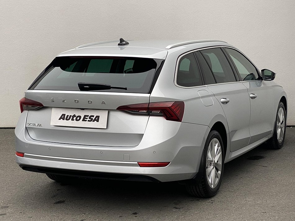 Škoda Octavia IV 1.5 TSi Style