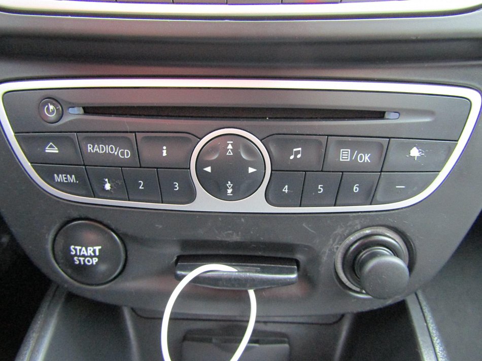 Renault Fluence 1.6i 