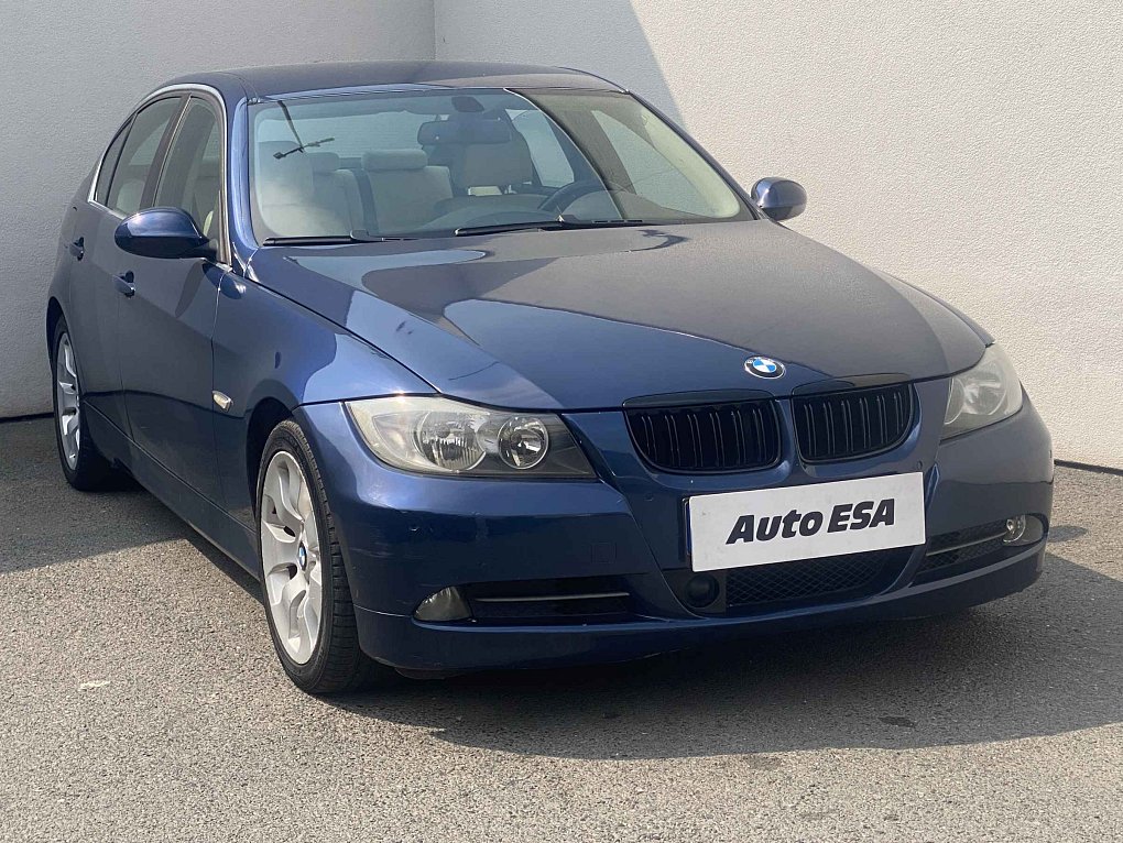 BMW Řada 3 3.0 i 