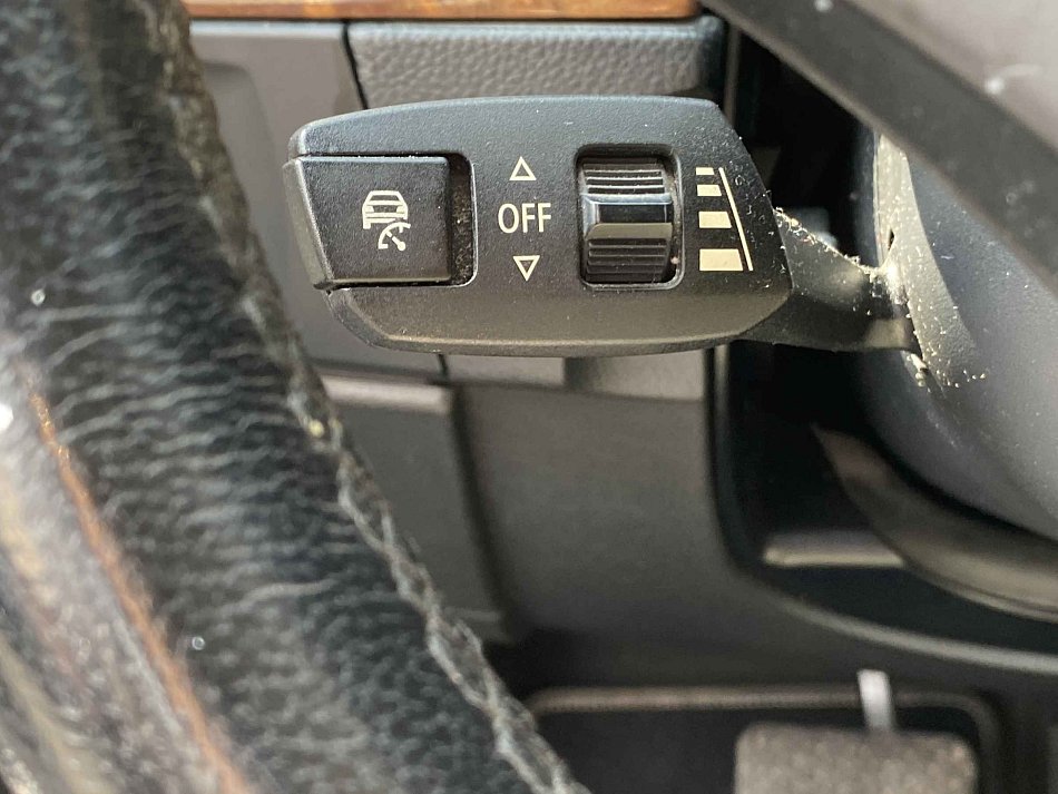 BMW Řada 3 3.0 i 