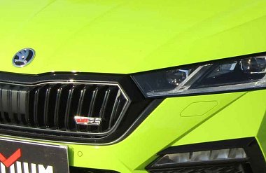 Motorový prostor ojetého vozu Škoda s motorem TSI